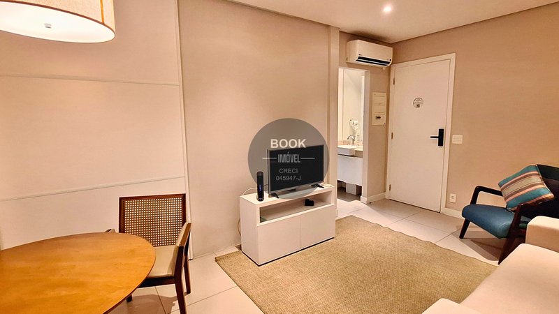 Apartamento mobiliado com vista mar lateral no Estanconfor   Av. Mal. Floriano Peixoto Santos - 