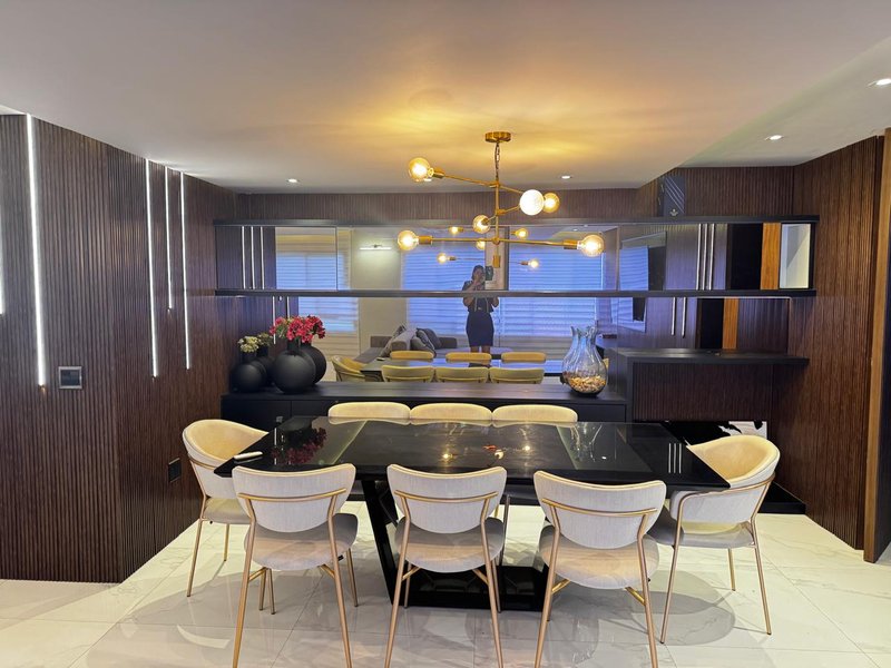 APARTAMENTO 4 QUARTOS  3 SUÍTES  VARANDA 3 GARAGENS PISCINA ACADEMIA À VENDA NA VITÓRIA! Avenida Sete de Setembro Salvador - 