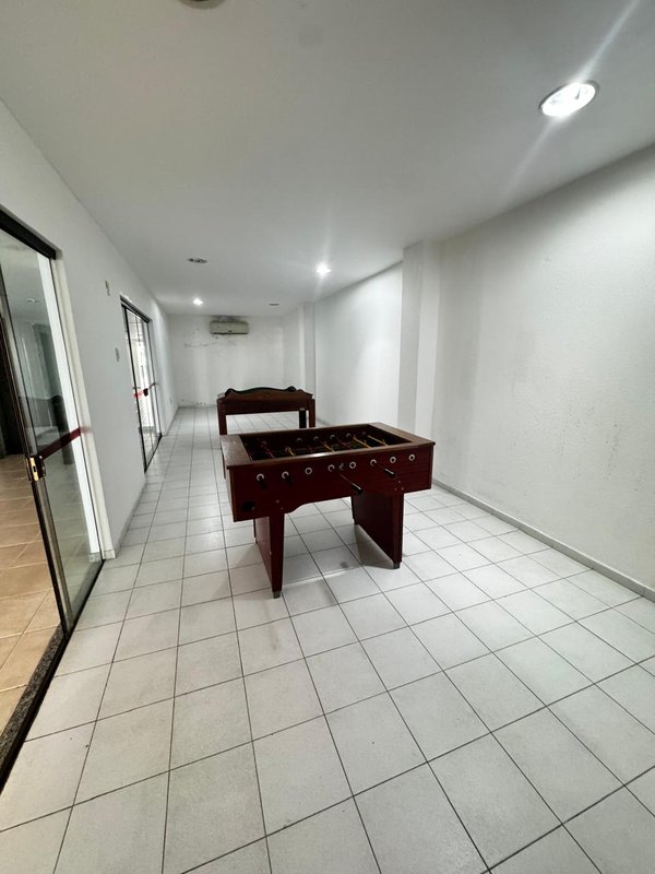 APARTAMENTO 4 QUARTOS  3 SUÍTES  VARANDA 3 GARAGENS PISCINA ACADEMIA À VENDA NA VITÓRIA! Avenida Sete de Setembro Salvador - 