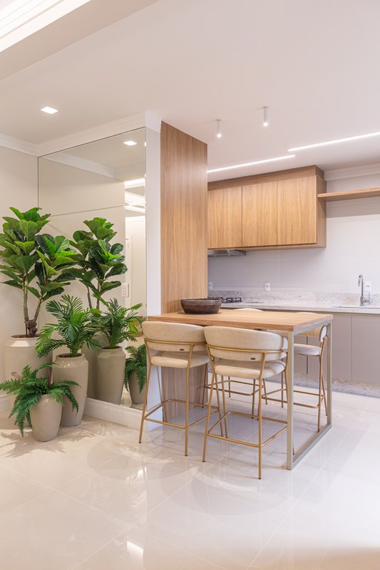 Apartamento completo com lazer, conforto e segurança em empreendimento de alto padrão Rua 294 Itapema - 