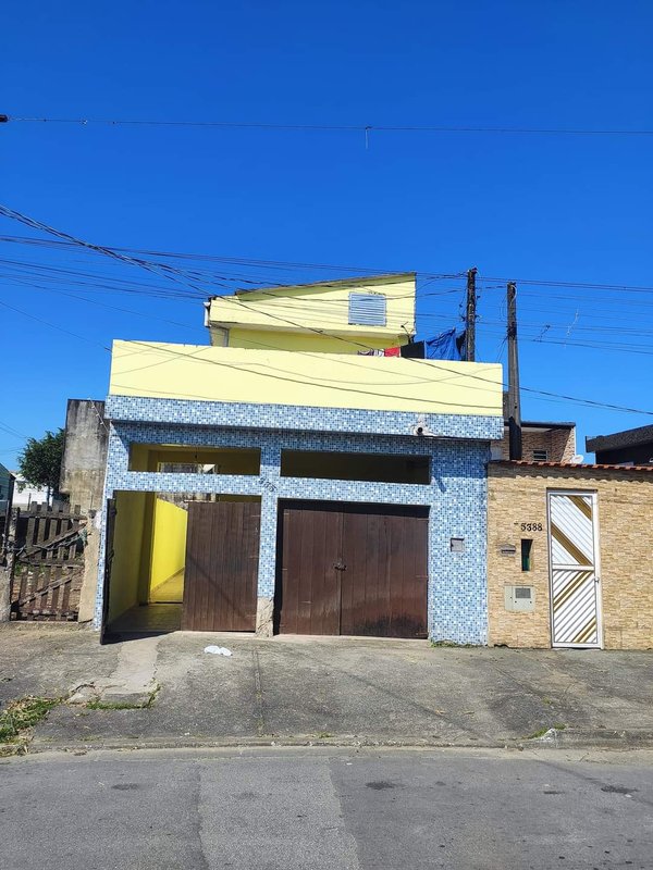 🏡 Casa à Venda – Balneário Japurá | Praia Grande/SP Rua Inglês de Souza Praia Grande - 