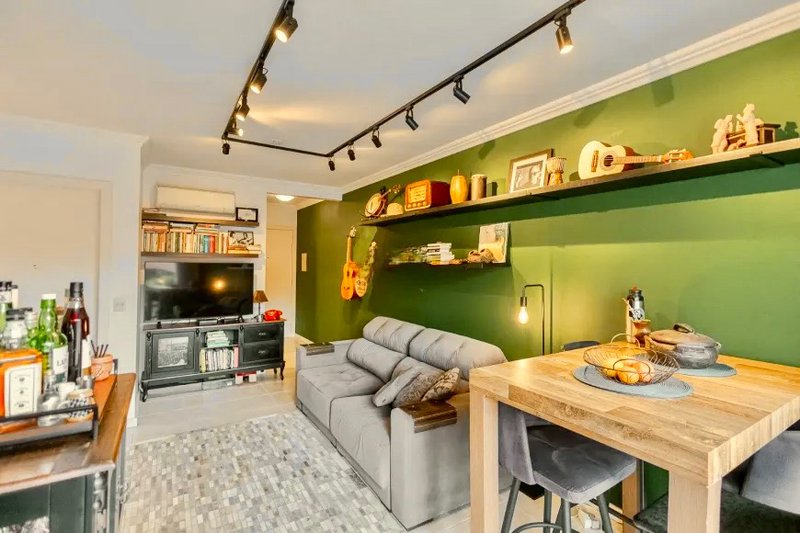 R$ 590.000 - CHARMOSO APARTAMENTO - 52M2 - 1 DORM - SACADA - 1 VAGA Rua Carlos Trein Filho Porto Alegre - 