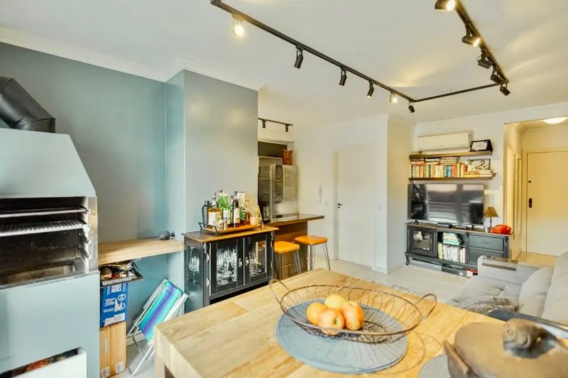 R$ 590.000 - CHARMOSO APARTAMENTO - 52M2 - 1 DORM - SACADA - 1 VAGA Rua Carlos Trein Filho Porto Alegre - 