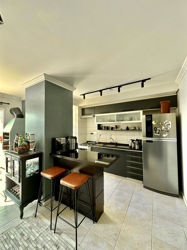 R$ 590.000 - CHARMOSO APARTAMENTO - 52M2 - 1 DORM - SACADA - 1 VAGA Rua Carlos Trein Filho Porto Alegre - 