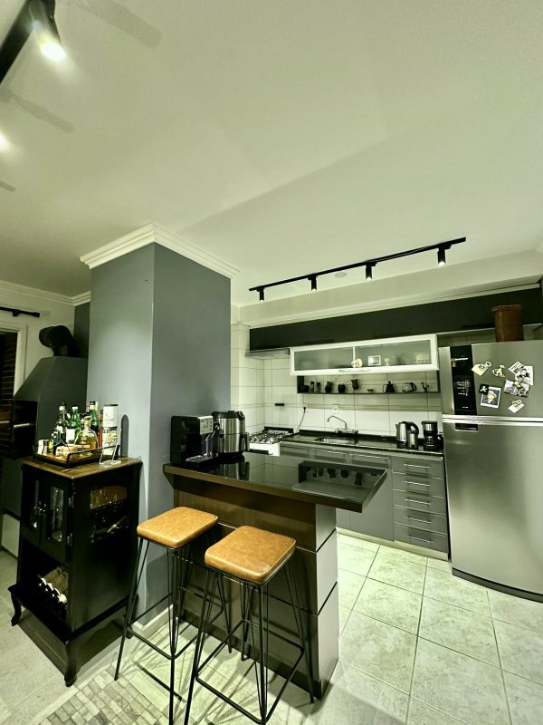 R$ 590.000 - CHARMOSO APARTAMENTO - 52M2 - 1 DORM - SACADA - 1 VAGA Rua Carlos Trein Filho Porto Alegre - 