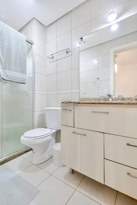 R$ 590.000 - CHARMOSO APARTAMENTO - 52M2 - 1 DORM - SACADA - 1 VAGA Rua Carlos Trein Filho Porto Alegre - 