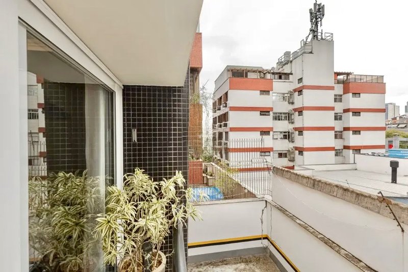 R$ 590.000 - CHARMOSO APARTAMENTO - 52M2 - 1 DORM - SACADA - 1 VAGA Rua Carlos Trein Filho Porto Alegre - 