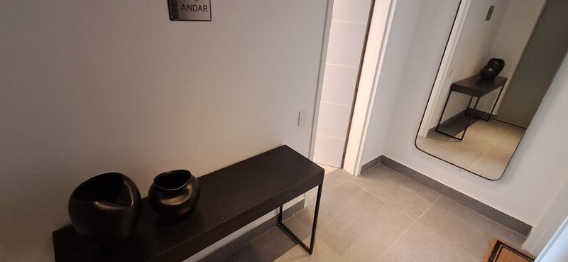 ALUGA-SE LINDO APARTAMENTO NOVÍSSIMO MOBILIADO EM EXCELENTE LOCALIZAÇÃO Rua Minerva São Paulo - 