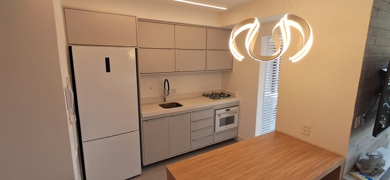 ALUGA-SE LINDO APARTAMENTO NOVÍSSIMO MOBILIADO EM EXCELENTE LOCALIZAÇÃO Rua Minerva São Paulo - 