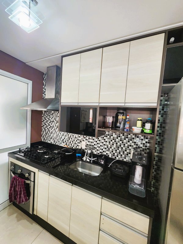 APARTAMENTO PARA LOCAÇÃO MOBILIADO - ÁGUA BRANCA - 70m² - 3 QUARTOS - CONDOMÍNIO COMPLETO! Avenida Marquês de São Vicente São Paulo - 