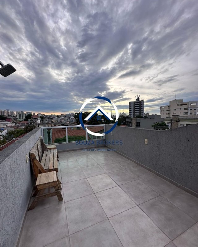 Excelente sobrado de 135m² no Bairro Campestre em Santo André  Santo André - 