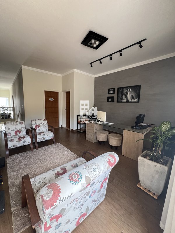 🏡 Casa de Alto Padrão no Condomínio Bosque do Junqueira - piscina - 3 suítes - escritório  Tatuí - 