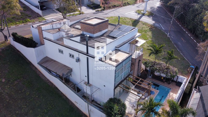 🏡 Casa de Alto Padrão no Condomínio Bosque do Junqueira - piscina - 3 suítes - escritório  Tatuí - 