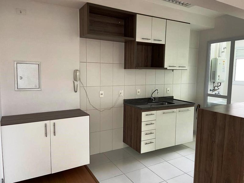 APARTAMENTO PARA ALUGAR - ÁGUA BRANCA - 70m² - 3 QUARTOS - ANDAR ALTO Avenida Marquês de São Vicente São Paulo - 