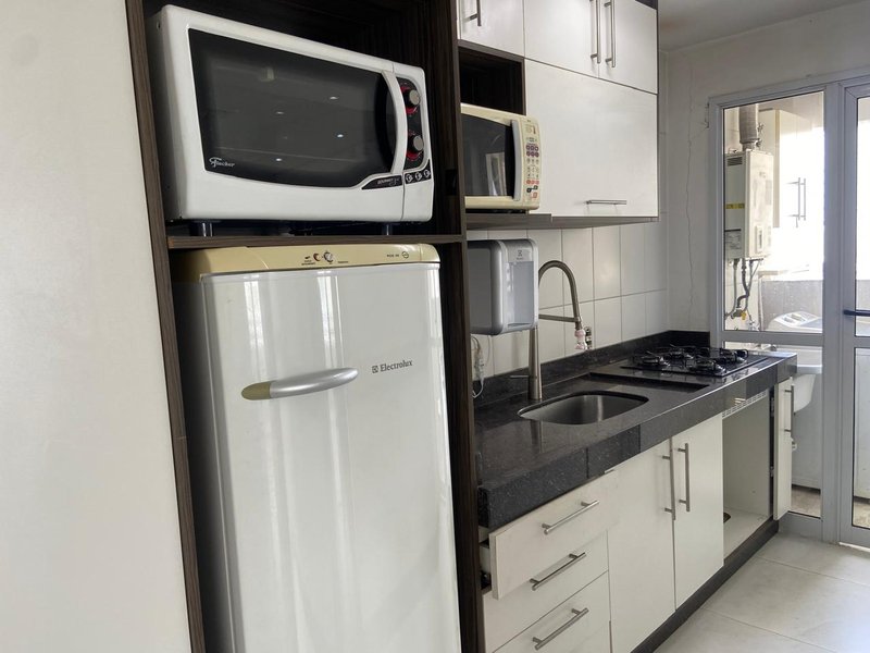 APARTAMENTO PARA LOCAÇÃO - 70m² - 3 QUARTOS - ANDAR ALTO Avenida Marquês de São Vicente São Paulo - 