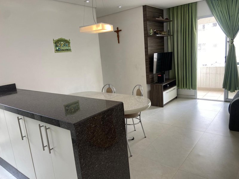 APARTAMENTO PARA LOCAÇÃO - 70m² - 3 QUARTOS - ANDAR ALTO Avenida Marquês de São Vicente São Paulo - 