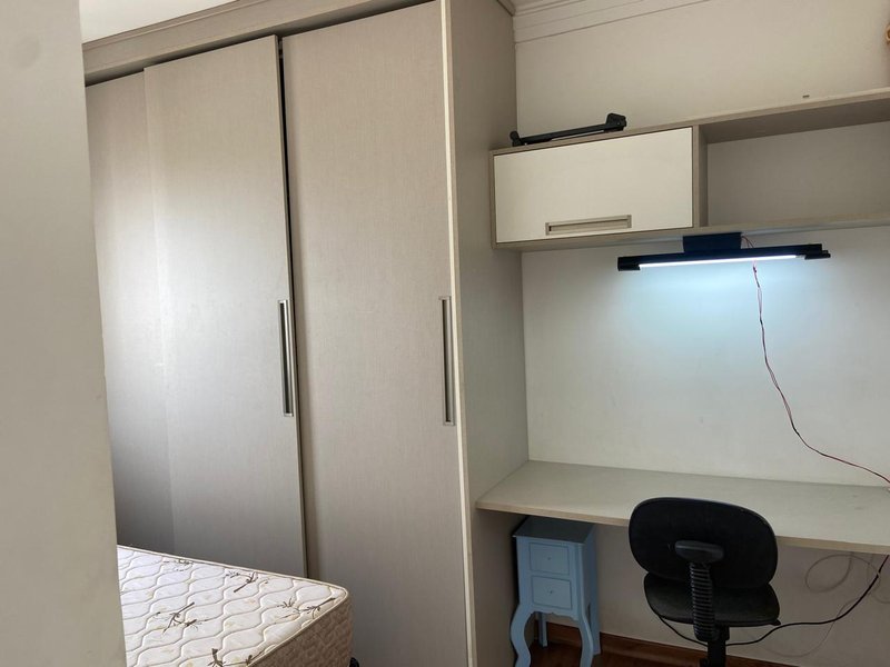APARTAMENTO PARA LOCAÇÃO - 70m² - 3 QUARTOS - ANDAR ALTO Avenida Marquês de São Vicente São Paulo - 
