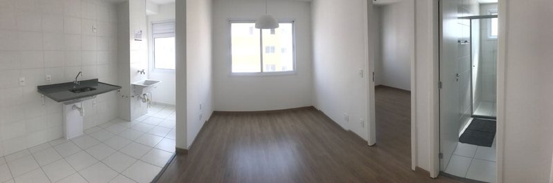 ALUGA-SE APARTAMENTO - 31M², 1 QUARTO – ANDAR ALTO Rua Torres da Barra São Paulo - 