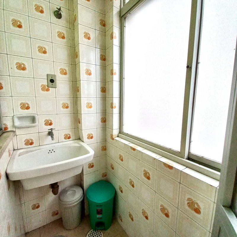 R$ 350.000 - ÓTIMO APARTAMENTO - 60M2 - 2 DORM - SOL DA MANHÃ - ELEVADOR - 1 VAGA Rua Luiz Afonso Porto Alegre - 