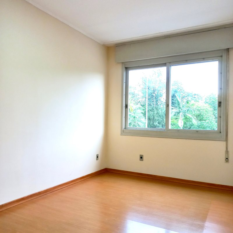 R$ 350.000 - ÓTIMO APARTAMENTO - 60M2 - 2 DORM - SOL DA MANHÃ - ELEVADOR - 1 VAGA Rua Luiz Afonso Porto Alegre - 