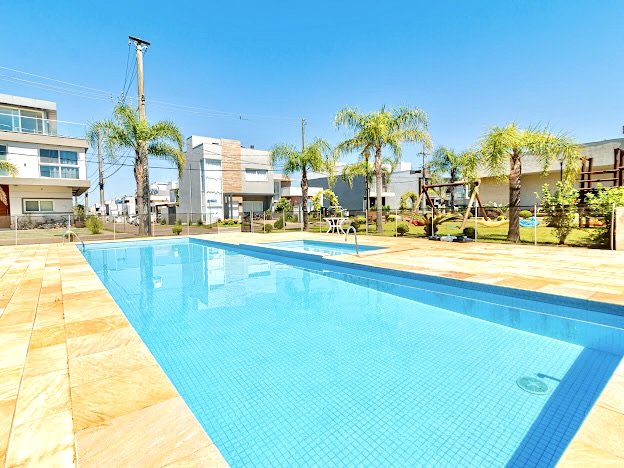 R$ 960.000 - MARAVILHOSA CASA EM CONDOMÍNIO - 200M2 - MOBILIADA - 3 DORM - SUÍTE - 3 VAGAS Rua Jorge Babot Miranda Porto Alegre - 