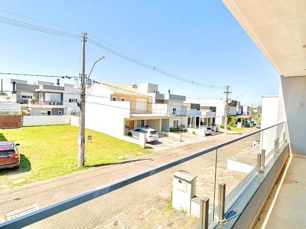 R$ 960.000 - MARAVILHOSA CASA EM CONDOMÍNIO - 200M2 - MOBILIADA - 3 DORM - SUÍTE - 3 VAGAS Rua Jorge Babot Miranda Porto Alegre - 