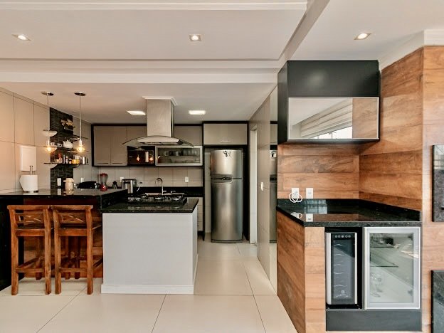 R$ 960.000 - MARAVILHOSA CASA EM CONDOMÍNIO - 200M2 - MOBILIADA - 3 DORM - SUÍTE - 3 VAGAS Rua Jorge Babot Miranda Porto Alegre - 