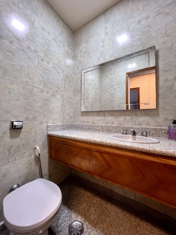 Apartamento vista mar na praia da Barra  Rio de Janeiro - 