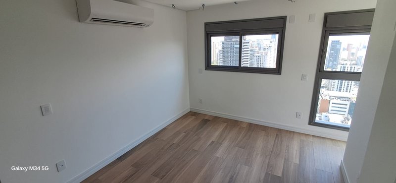 VENDE-SE COBERTURA DUPLEX - 194 M2 – PRONTA PARA MORAR – MARAVILHOSA! Rua Minerva São Paulo - 