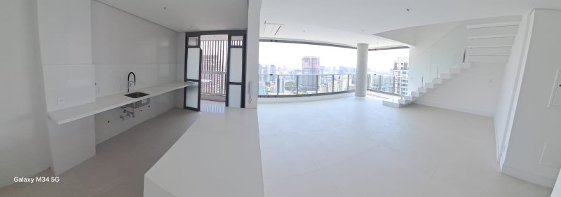 VENDE-SE COBERTURA DUPLEX - 194 M2 – PRONTA PARA MORAR – MARAVILHOSA! Rua Minerva São Paulo - 