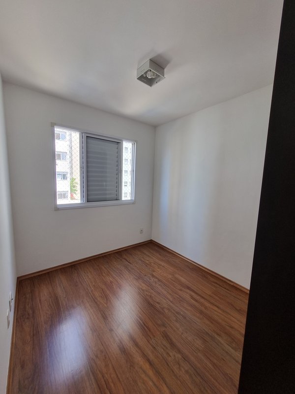 VENDE-SE APARTAMENTO - 31M², 1 QUARTO – PLANEJADOS E VENTILAÇÃO NATURAL BANHEIRO Rua Torres da Barra São Paulo - 