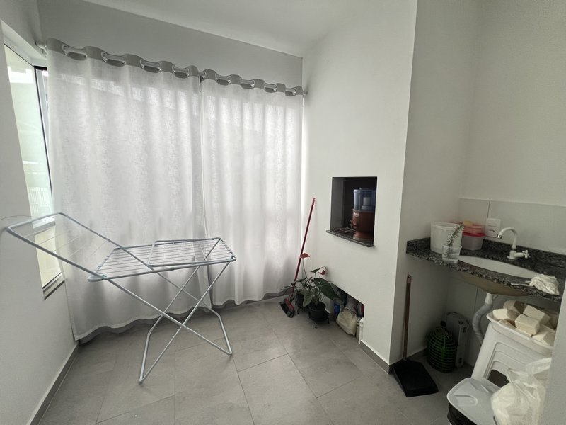 Apartamento Semi Mobiliado  Timbó - 