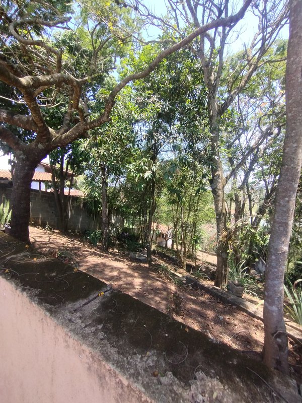 Terreno pé na água à venda no Portal de Igaratá  Igaratá - 