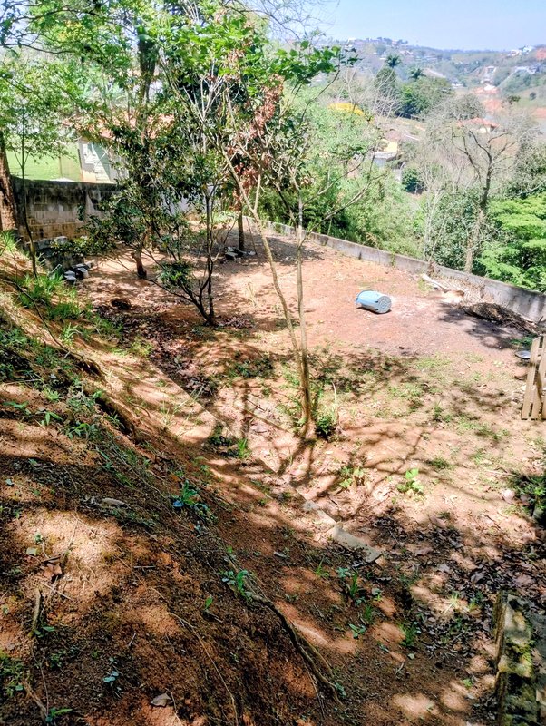 Terreno pé na água à venda no Portal de Igaratá  Igaratá - 