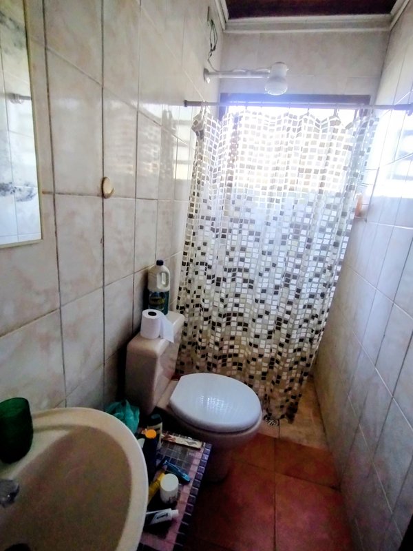 Chácara pé na água à venda no Portal de Igaratá  Igaratá - 