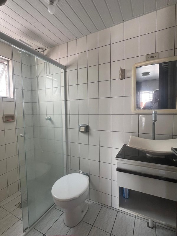 Apartamento na segunda quadra mar, localização excelente, com melhor custo de Meia Praia  Itapema - 