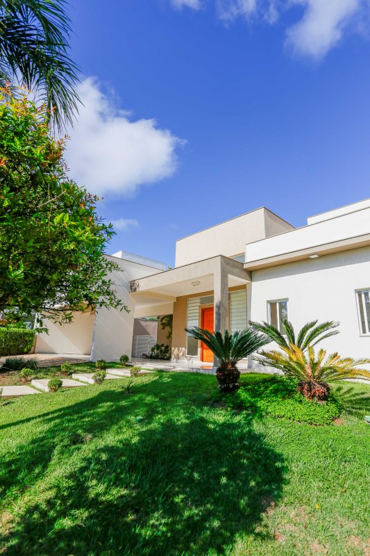 Casa Térrea de Alto Padrão com 414,90 m² – Sofisticação e Conforto em Cada Detalhe Rua Oswaldo Campos Guimarães Sorocaba - 