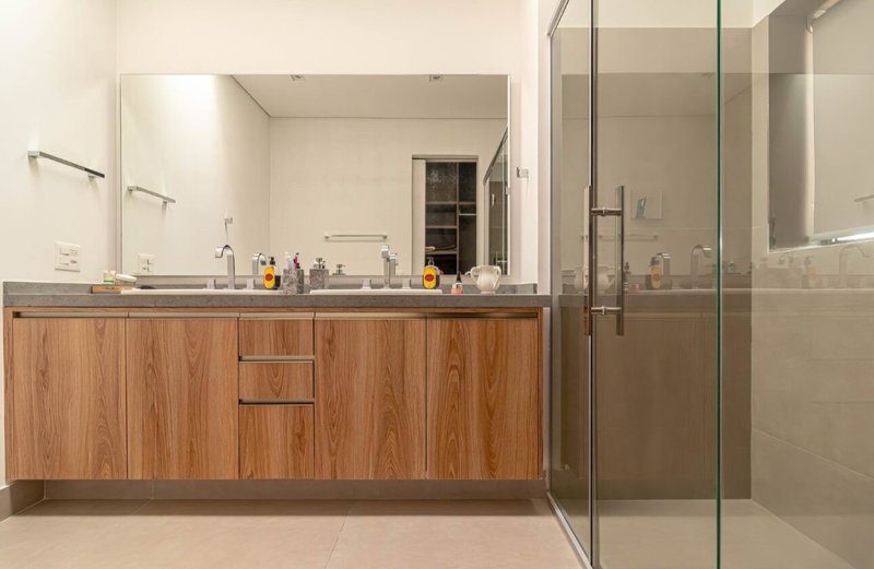 GLASS HAUS À VENDA – FAZ. BOA VISTA ✨ Um ícone de arquitetura contemporânea frente ao lago Alameda dos Pínus PORTO FELIZ - 