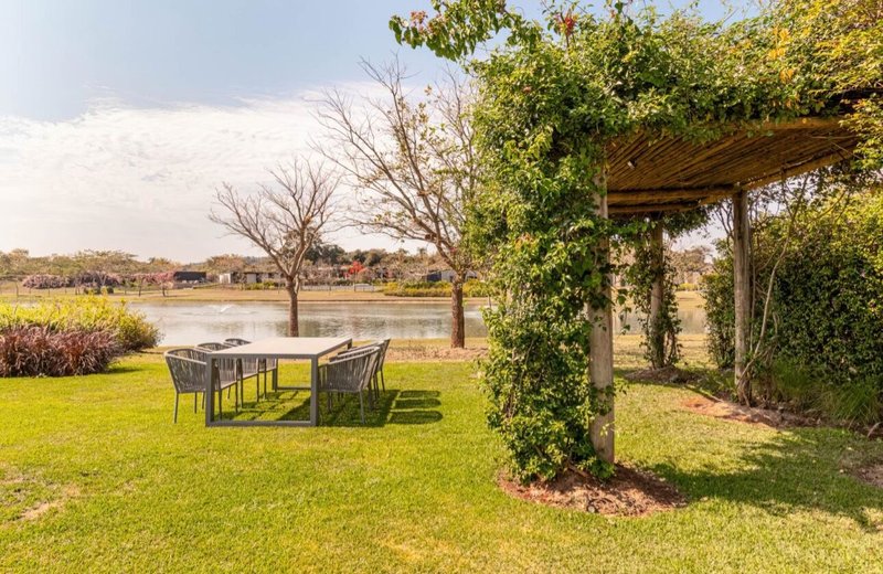 GLASS HAUS À VENDA – FAZ. BOA VISTA ✨ Um ícone de arquitetura contemporânea frente ao lago Alameda dos Pínus PORTO FELIZ - 