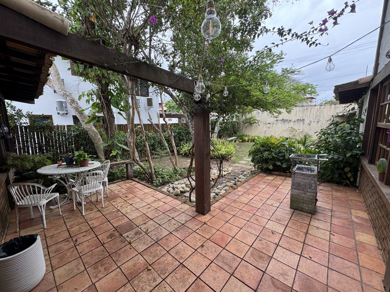 A 150 metros do paraíso: essa casa em Búzios é de outro mundo 😍🌴 Rua Guabiroba Armação dos Búzios - 