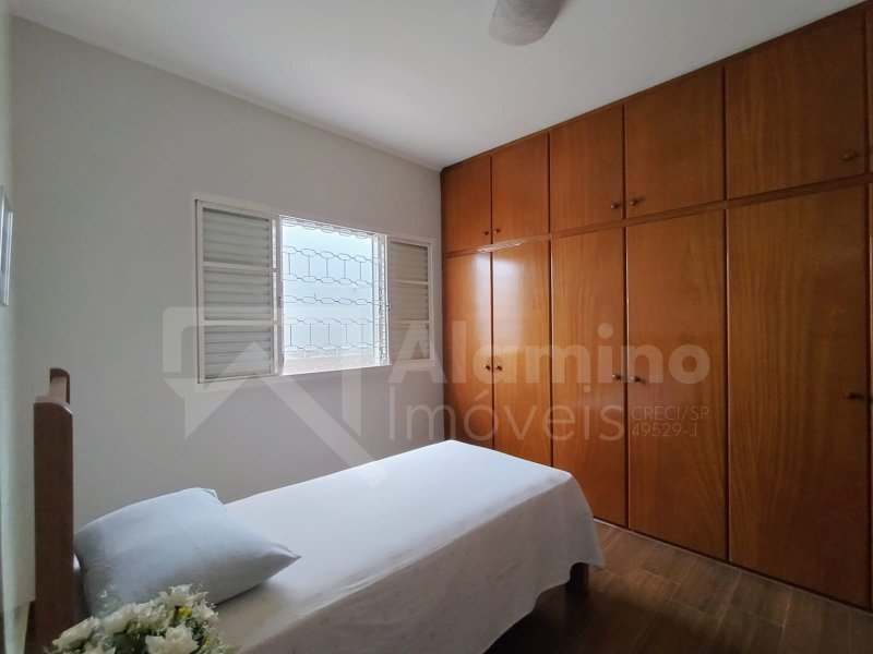 VILA CARDIA - RESIDÊNCIA 02 DORM. 02 WCS  Bauru - 