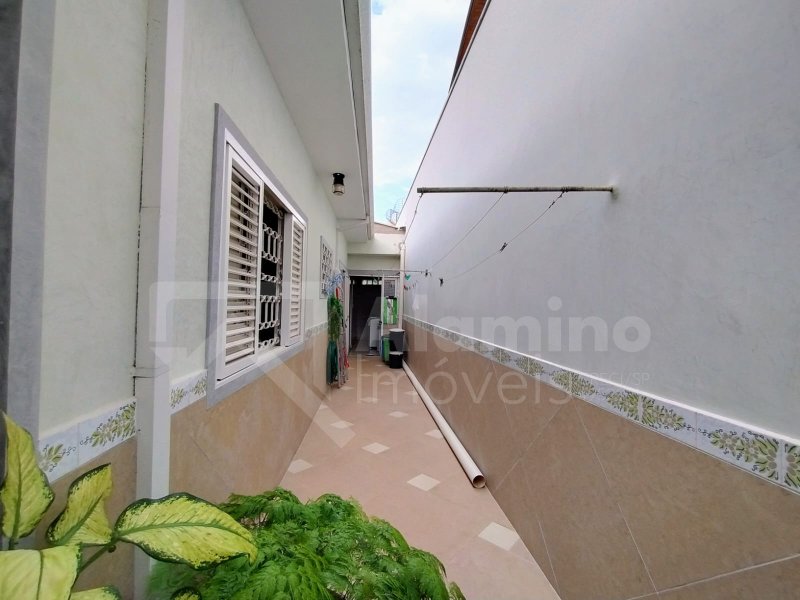 VILA CARDIA - RESIDÊNCIA 02 DORM. 02 WCS  Bauru - 