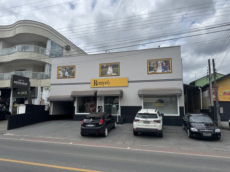 Sala Comercial no Bairro Quintino Rua Indaial Timbó - 
