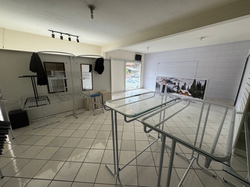 Sala Comercial no Bairro Quintino Rua Indaial Timbó - 