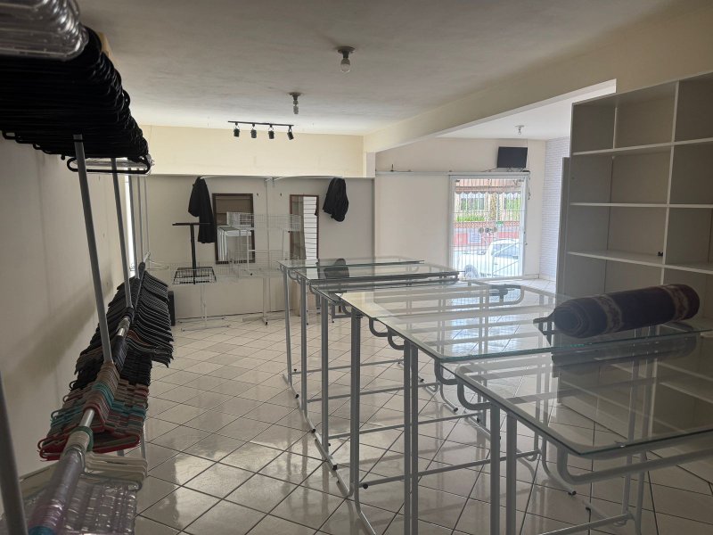 Sala Comercial no Bairro Quintino Rua Indaial Timbó - 