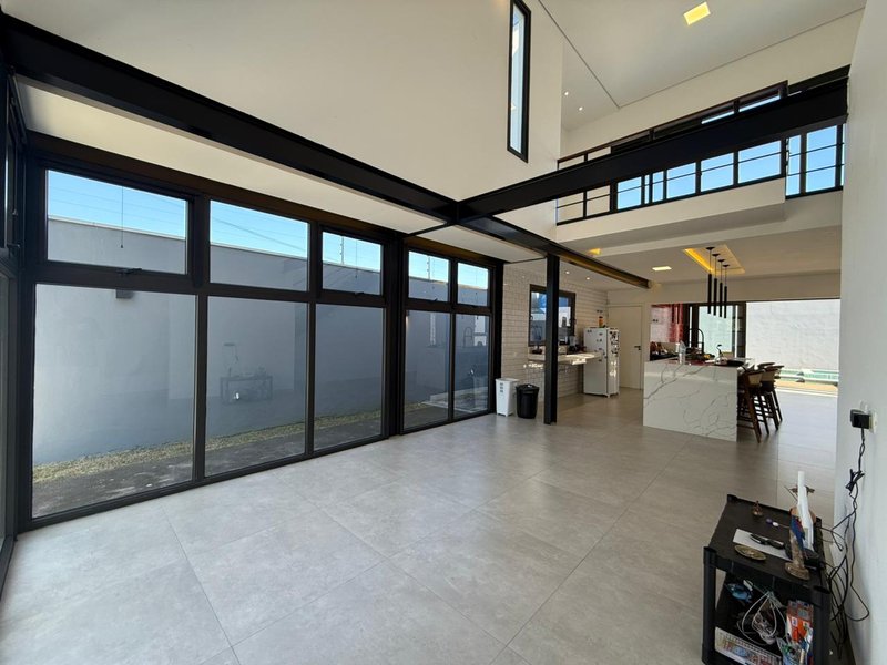 🏡 Casa moderna, sustentável e com piscina iluminada!  Caraguatatuba - 