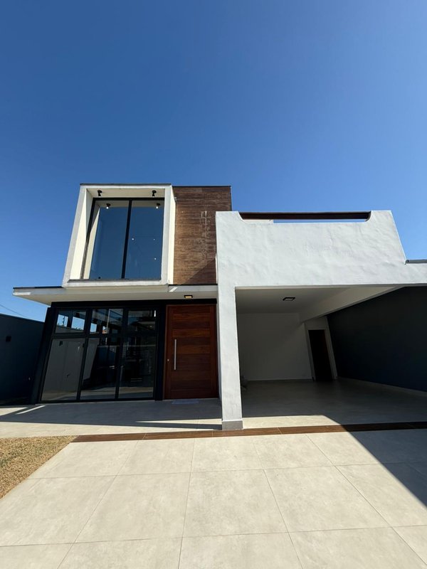 🏡 Casa moderna, sustentável e com piscina iluminada!  Caraguatatuba - 