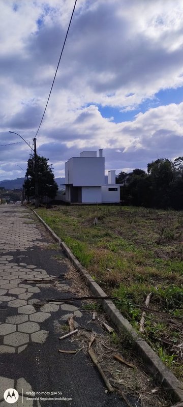 ✔️ Terreno com vista panor&acirc;mica em Presidente Lucena  Presidente Lucena - 