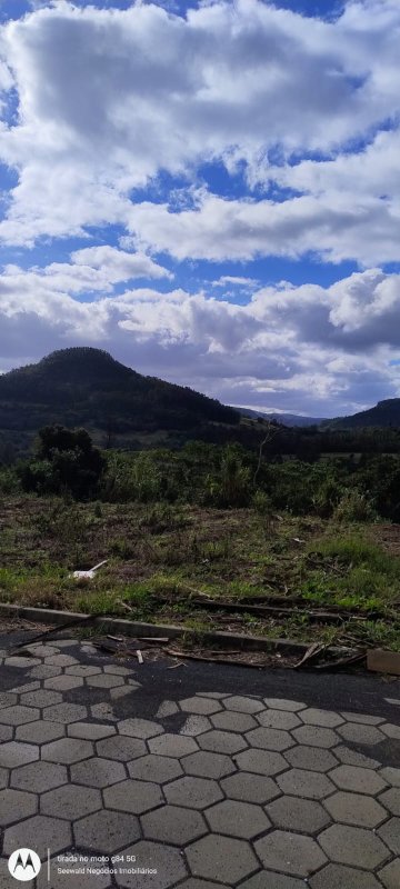 ✔️ Terreno com vista panor&acirc;mica em Presidente Lucena  Presidente Lucena - 
