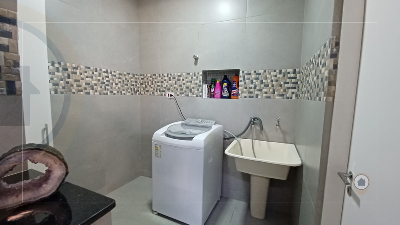 SOBRADO COM 302 M² | 3 DORMS | 2 SUÍTES | 3 VAGAS | JARDIM PALMIRA – GUARULHOS/SP Rua Jaime dos Santos Augusto Filho Guarulhos - 